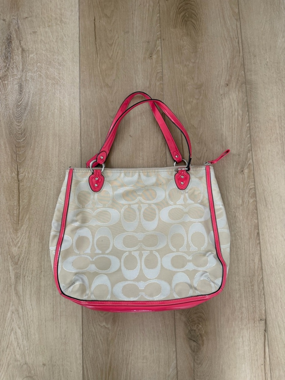 Coach 22455 Purse. - Picture 2 of 8